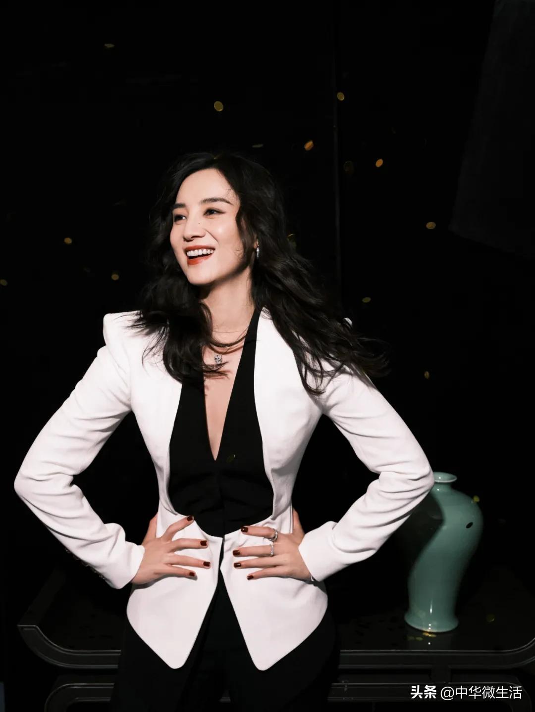 宋佳大方得体彰显优雅迷人气质,宋佳出席红毯照片