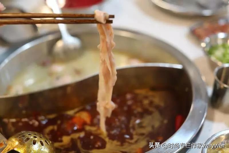 寒风飒飒，人类无法阻止火锅的蔓延势头了……