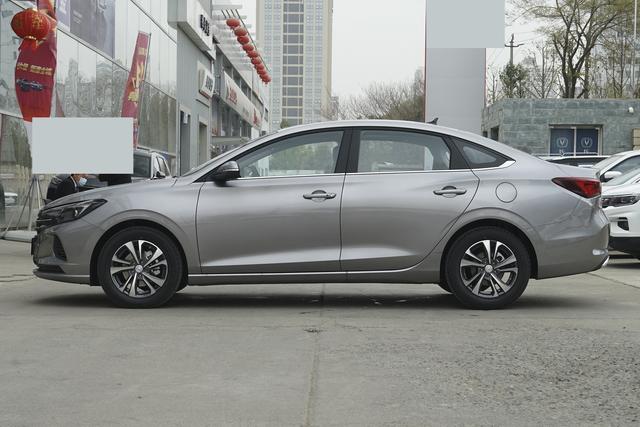 六万到七万多的长安逸动,长安逸动最新优惠落地价