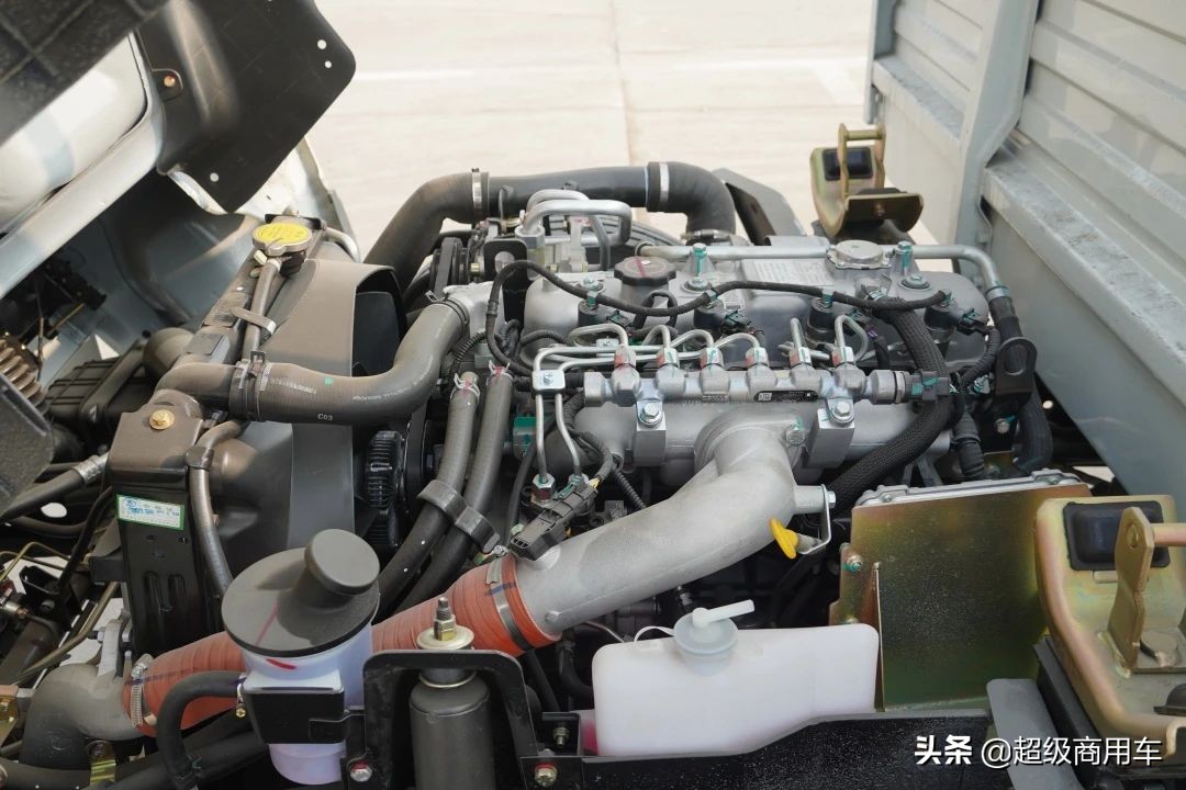 7.18万，建材老板说买它不亏！顺达小卡满足用户多方位需求