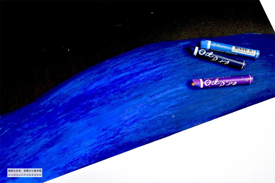 儿童画教程|综合创意技法学习《绚丽极光下的麋鹿》