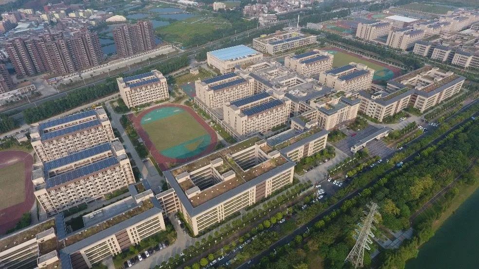 东莞东华高级中学是私立吗,东莞东华高级中学办学特点