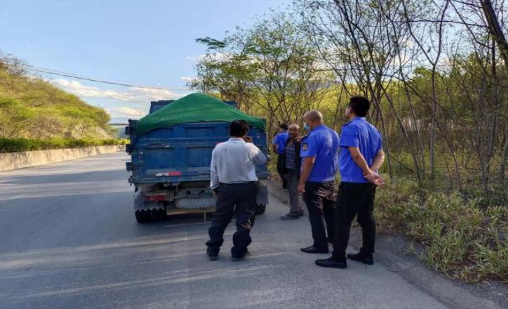 文明城市渣土运输管理,城市管理局整治渣土