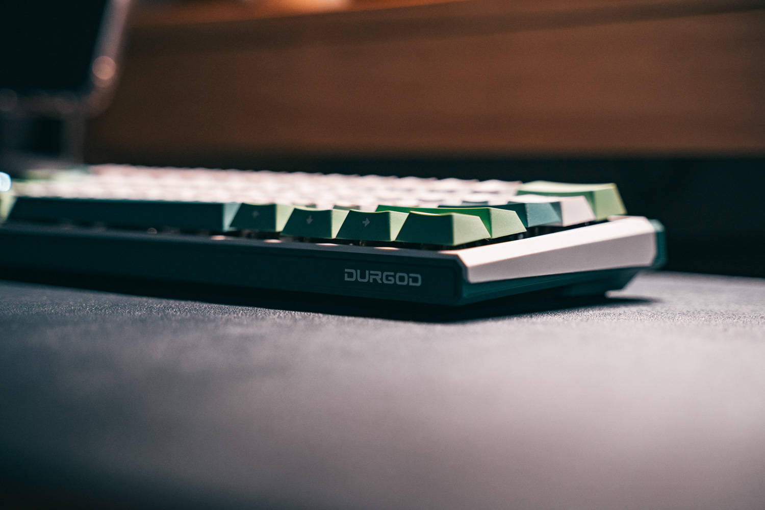 杜伽k330键盘限定,杜伽k310无光版键盘测评