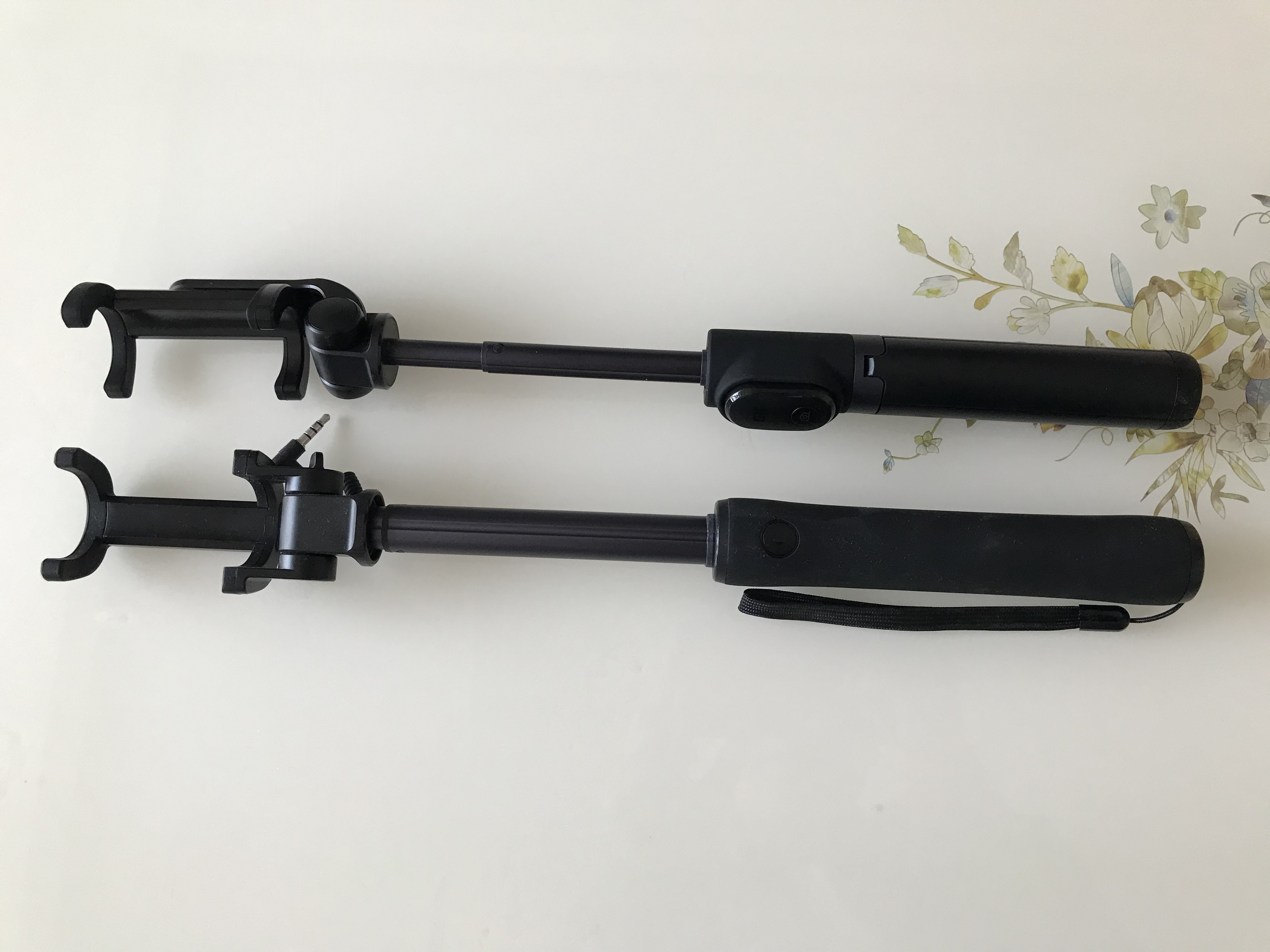 多功能蓝牙可伸缩补光自拍杆,伸缩蓝牙全功能手持自拍杆