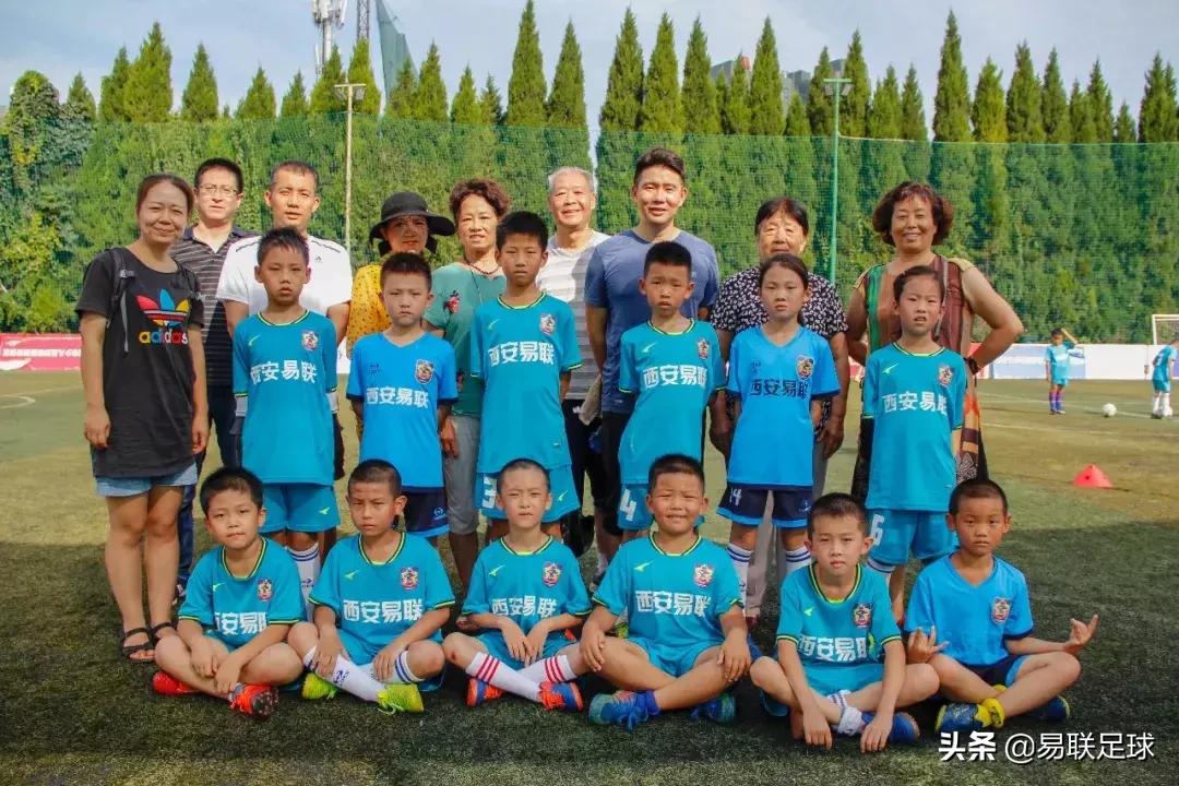 易联梯队训练赛,西安暑假易联足球培训班青少年