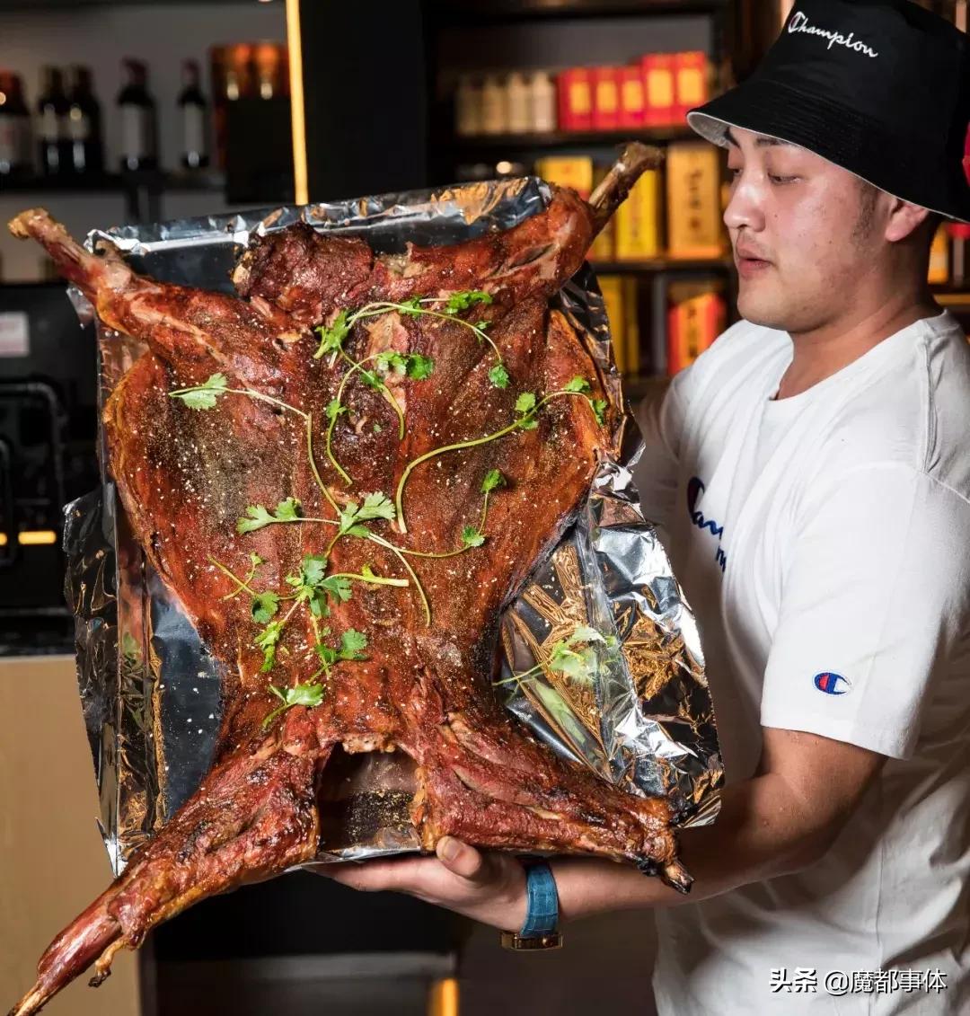 内蒙古秘汁烤全羊,烤全羊50斤