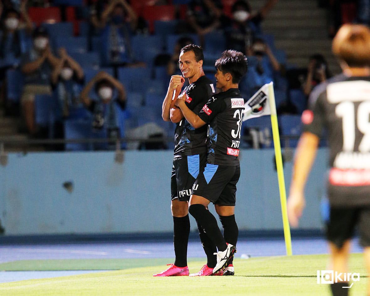 2018年川崎,势不可挡三轮摩托车