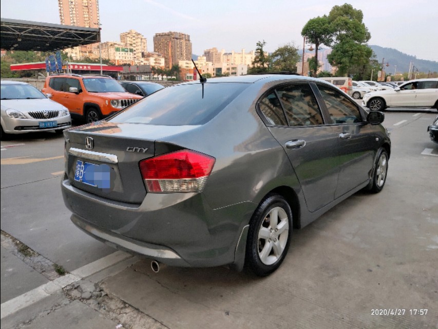 2009款经典锋范颜色,2009本田锋范经典报价