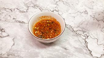 酸辣土豆粉重庆正宗酸辣味做法,酸辣土豆粉热乎乎的超开胃