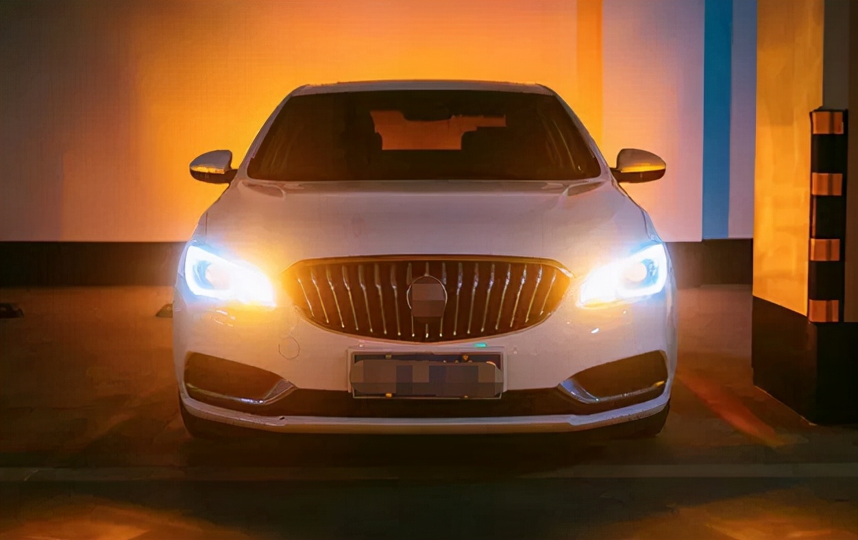 车内氛围灯不影响驾驶吗,车上的警示灯都有哪些