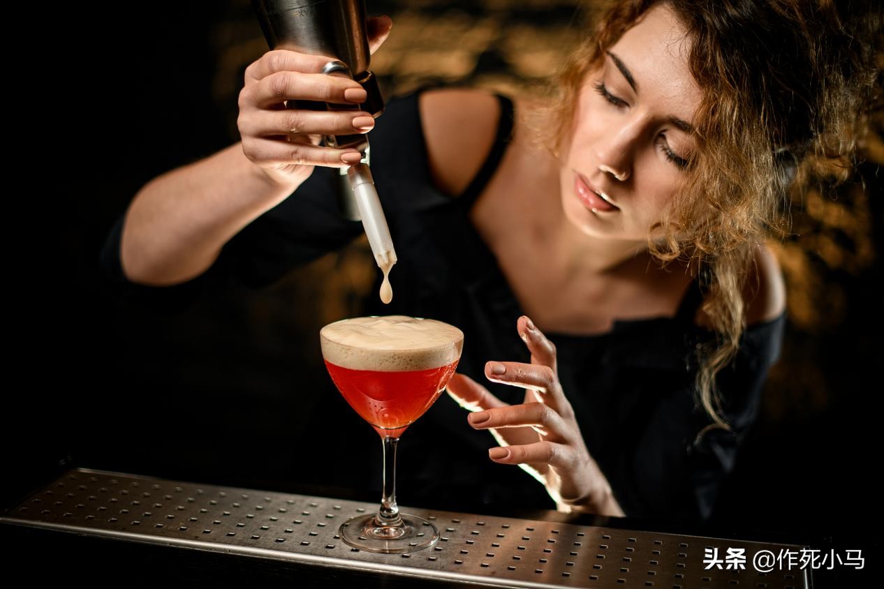 麻烦给我的爱人来一杯莫吉托歌词,给我的爱人来一杯莫吉托