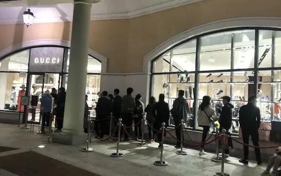 一年卖一千多万的超市,一年狂卖10000亿