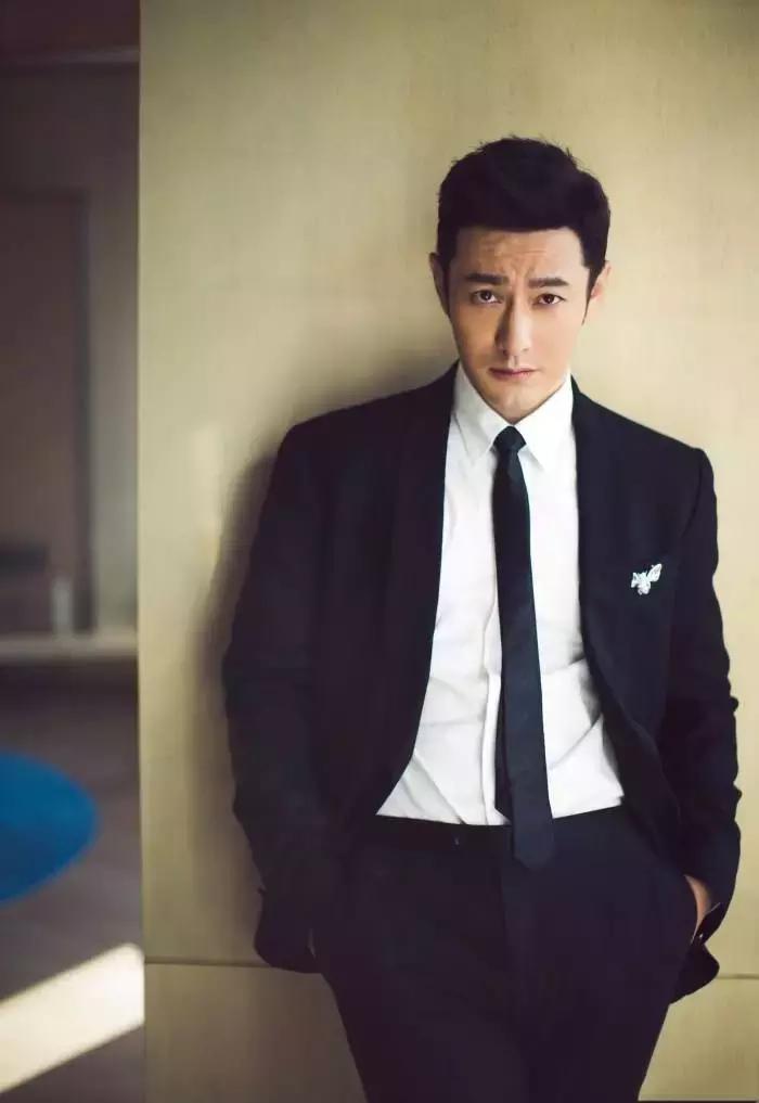 黄晓明回应“增高鞋垫”风波，高脚背的人，到底该如何选鞋？