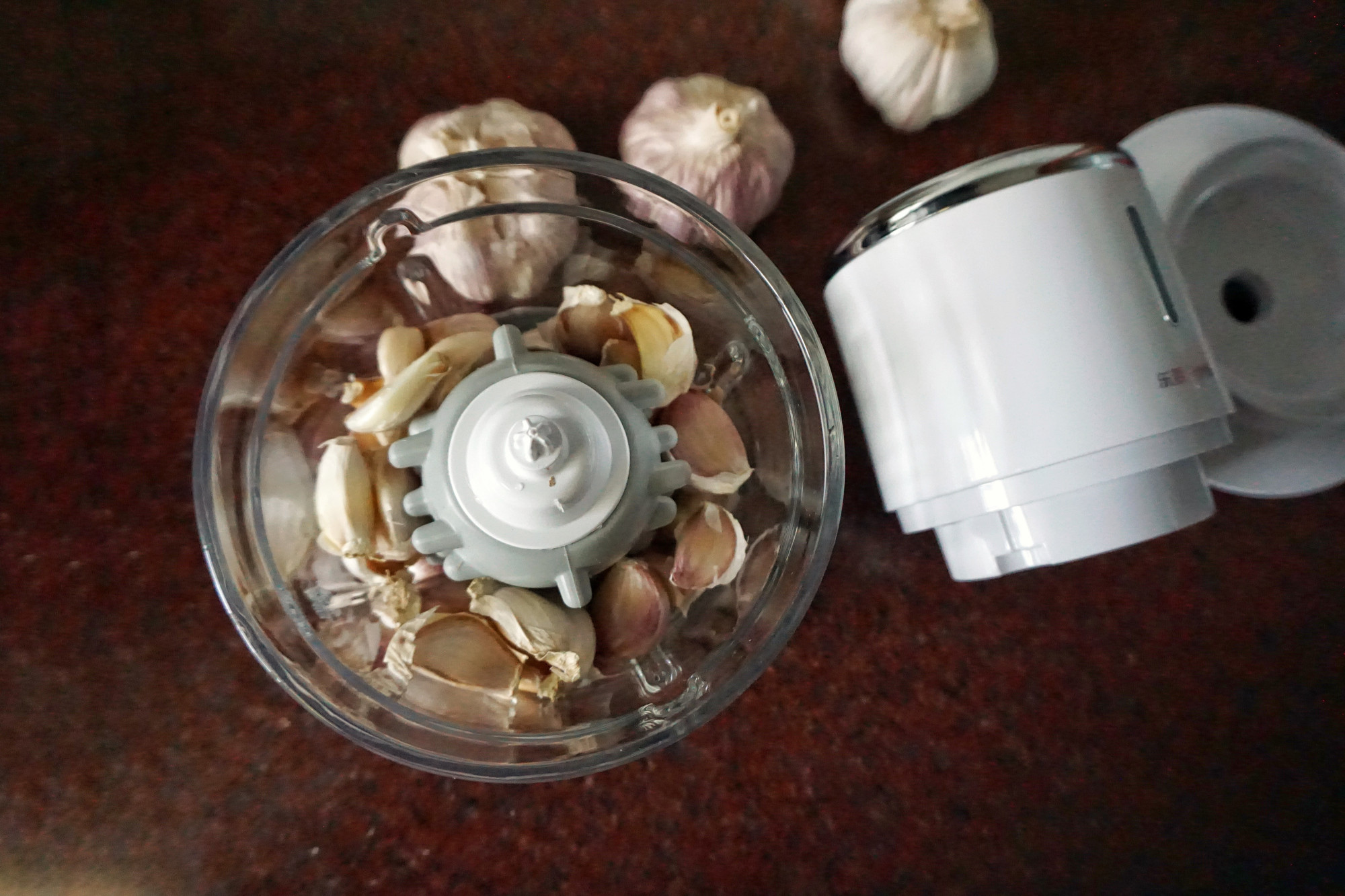 这油超香,是家里必备万能油,炒菜或煮汤加点它,鲜香味提了不少