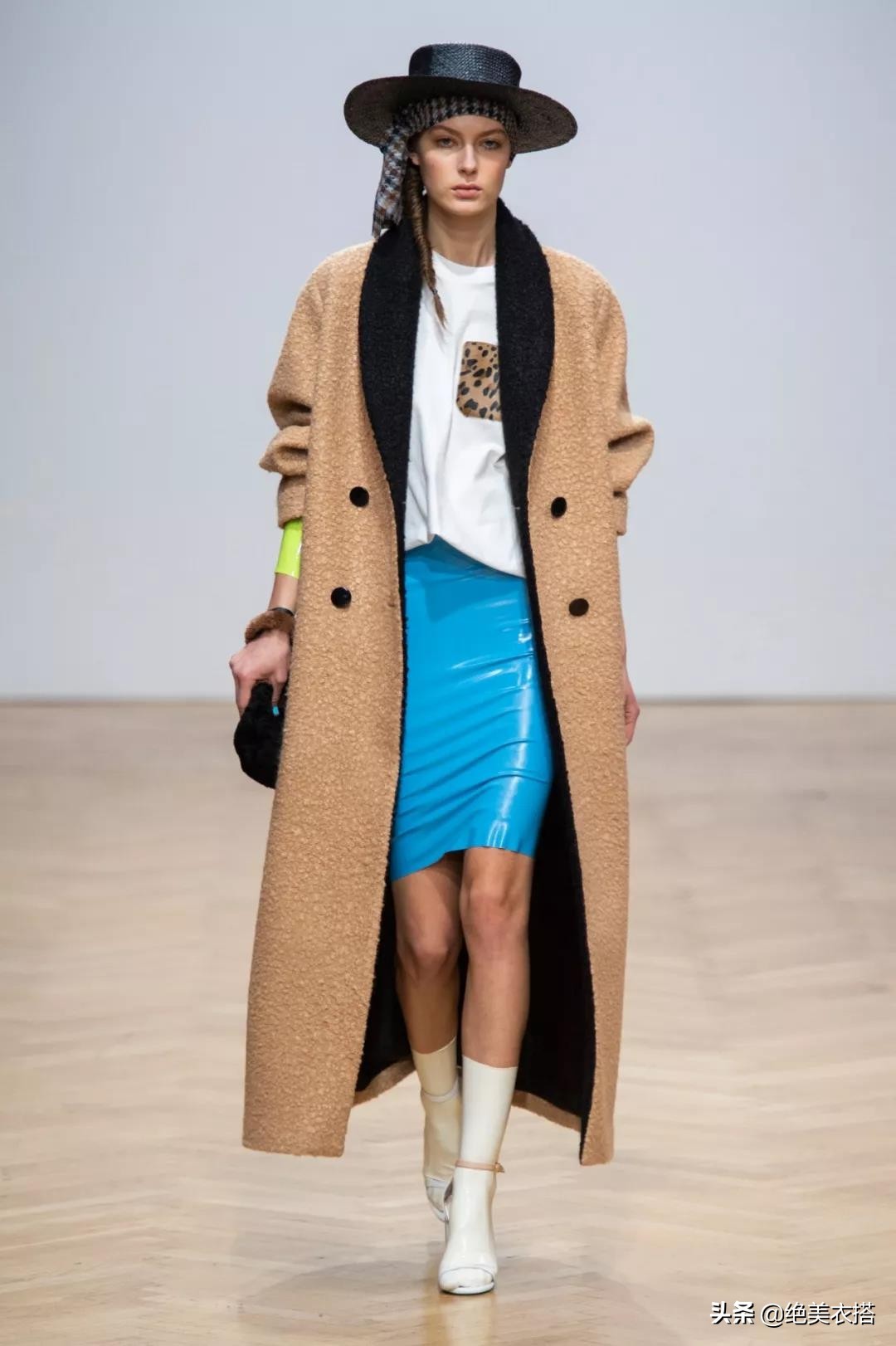 双面羊绒大衣极简轻奢风早秋穿搭,黑色羊绒大衣中长款外套穿搭