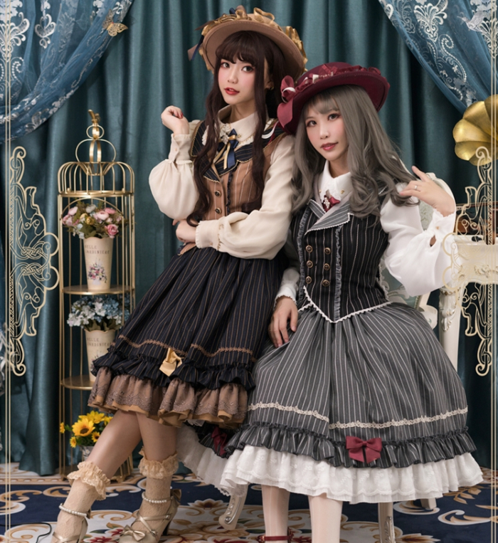 洛丽塔半身裙，多样的搭配可能，穿军lo风和哥特风洛丽塔不是梦