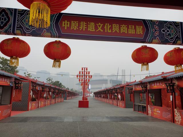 看看郑州市的视频,看看郑州成什么样子了