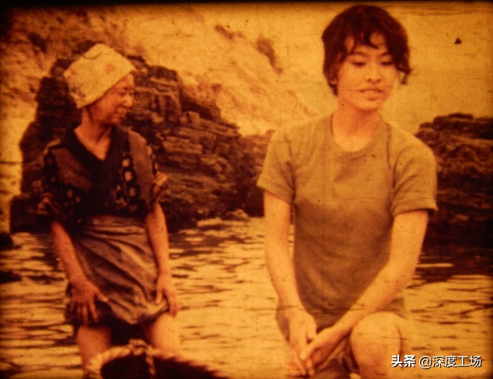 日本为侵略我国有多疯狂？百万日本*女妓**下南洋：*身卖**给日军买*器武**