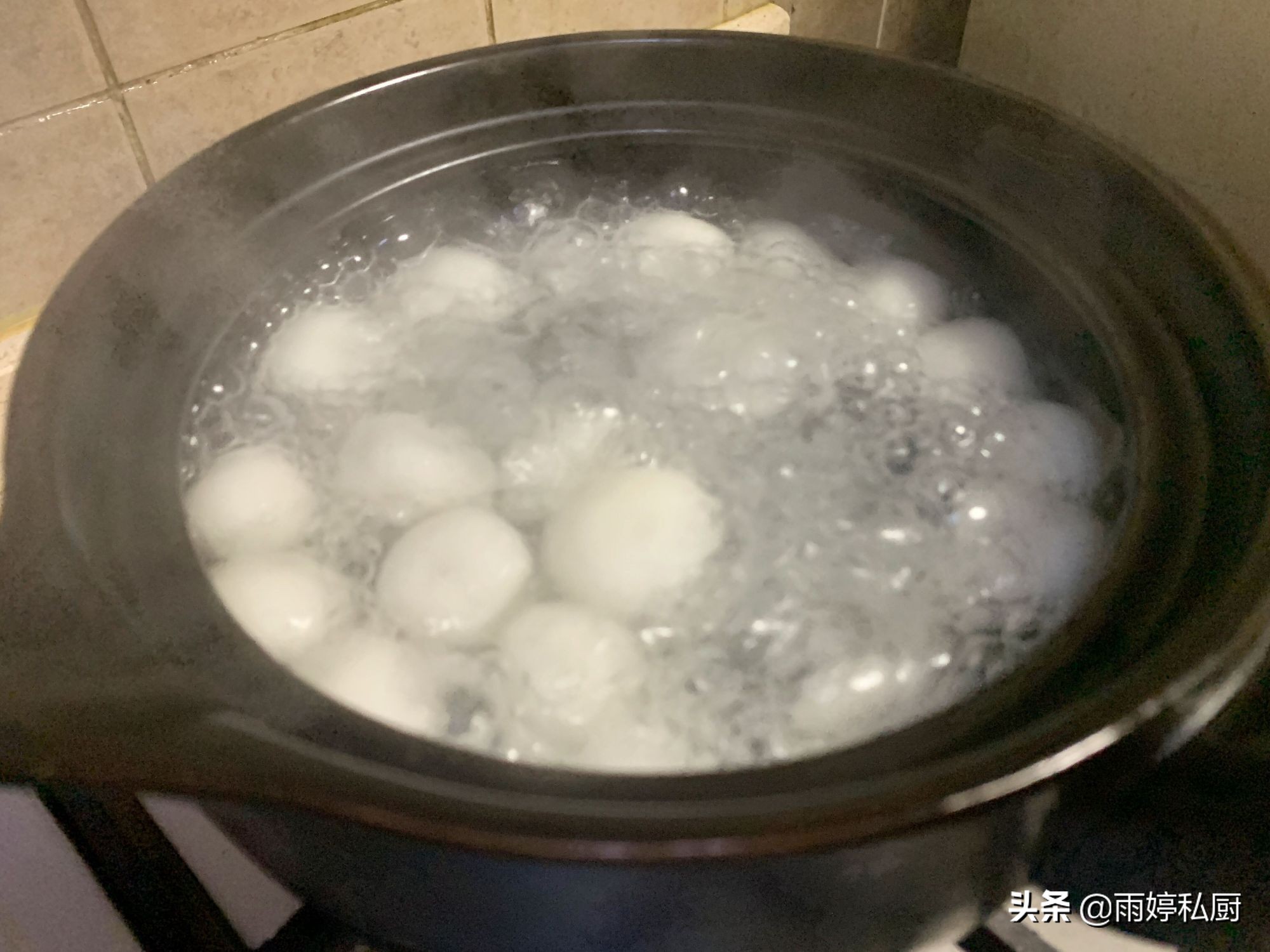 包汤圆用热水还是冷水和面,包汤圆用热水还是冷水包正宗