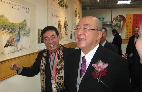 掌上乾坤指间生花世界级艺术家-贾同辉的“指墨”风釆