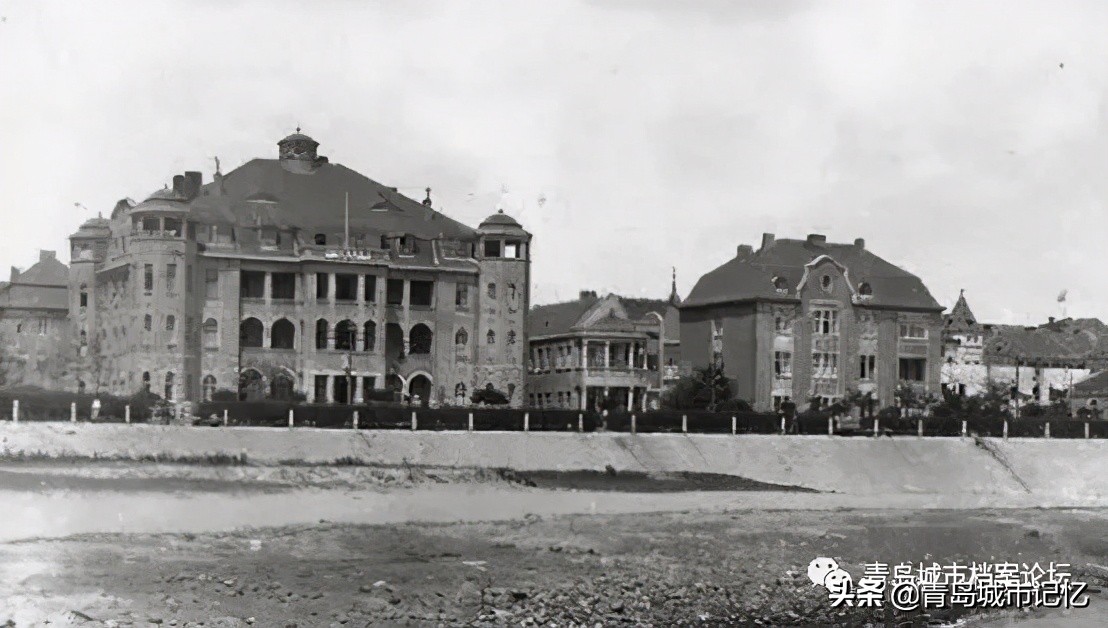 青岛中山路上著名的老街,青岛太平路街景
