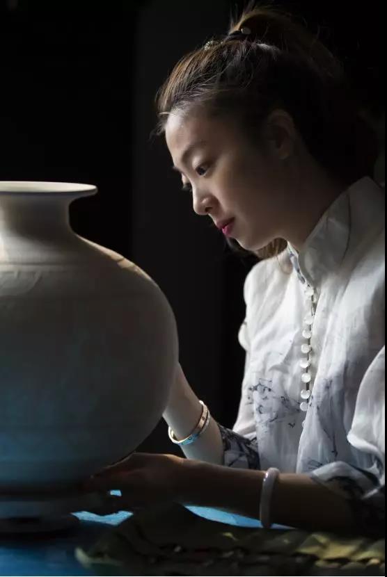 全国首个！辽宁最美80后女硕士：放弃高薪，成功创业，获央视专访！