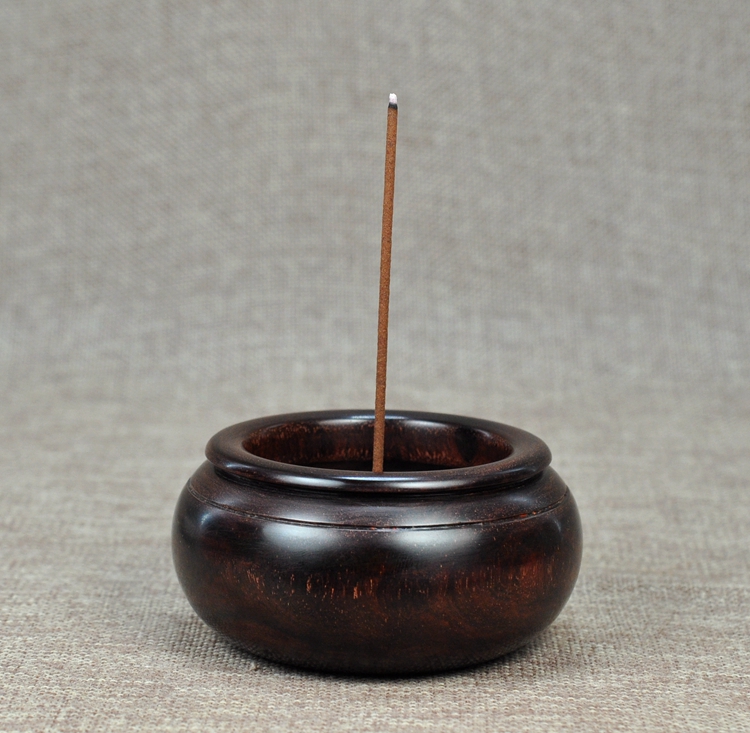 小叶紫檀瘤疤手串为什么容易开裂,黄花梨和小叶紫檀哪个容易开裂