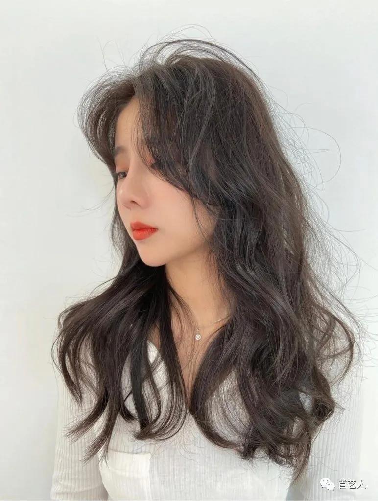 2022流行发色颜色黑茶灰,2023流行发色免漂茶棕色