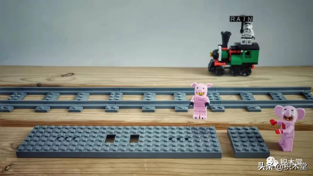 乐*官高**方套内moc最多的一款10183