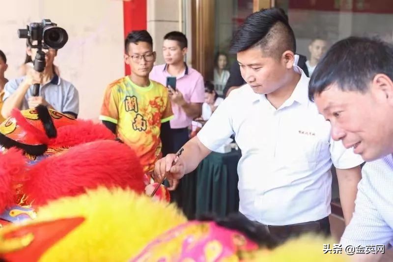 汽车城开幕,汽车城开业仪式