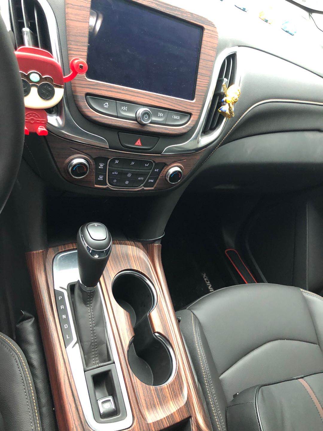 雪佛兰探界者内饰改装全套,雪佛兰探界者内饰改装视频完整版