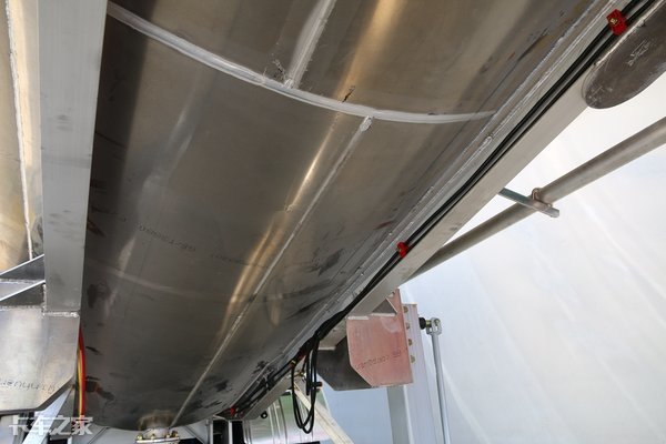 一年赚多少钱可以开宝马3系,一年赚多少钱可以开奥迪a6