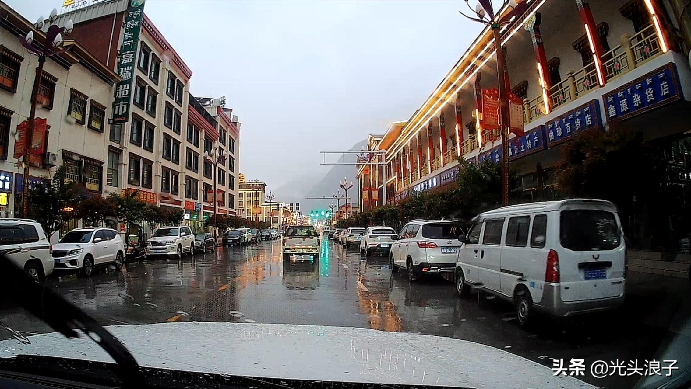 川藏318最危险的路段,川藏线318最容易落石的时间段