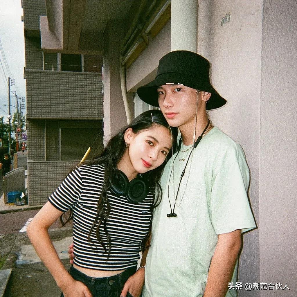 楂樹釜瀛愭儏渚f挒鑹茬郴绌挎惌,鎾炶~鍑犵巼鏋佷綆鎯呬荆绌挎惌蹇冩満璧锋潵