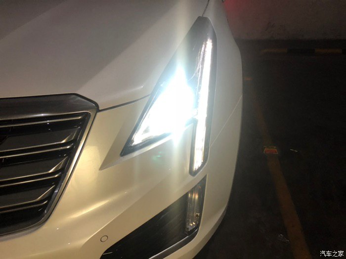 凯迪拉克xt5换led大灯教程,凯迪拉克xt525t豪华版改装