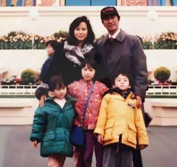 赌王何鸿燊17个子女照片,赌王何鸿燊16个儿女都有哪些