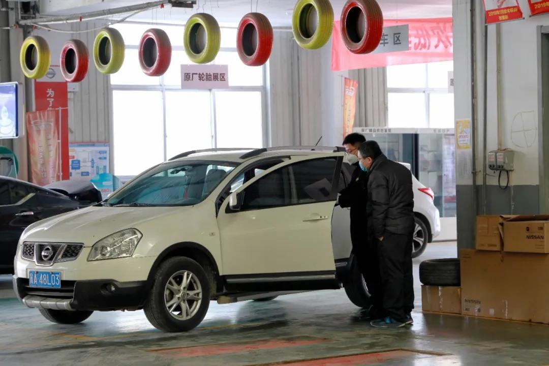 视觉|一家东风南方4S店复工前的日常