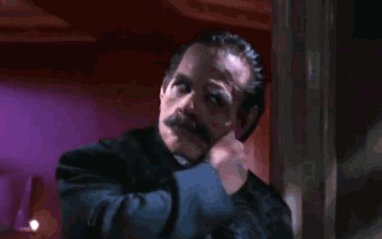 面具再搞怪能赢过易容术？万圣节就该来点儿刺激的