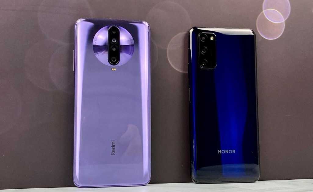 买荣耀手机好还是买小米手机,买荣耀还是买小米