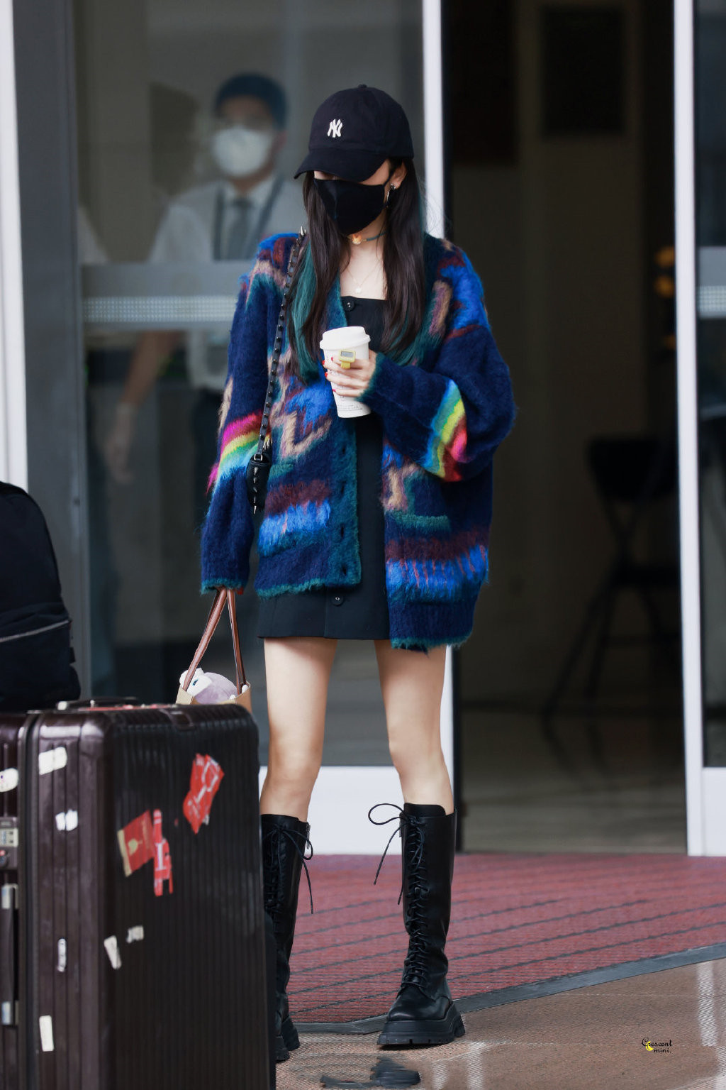 刘诗诗穿星钻长裙不惧严寒,刘诗诗穿搭秋冬款