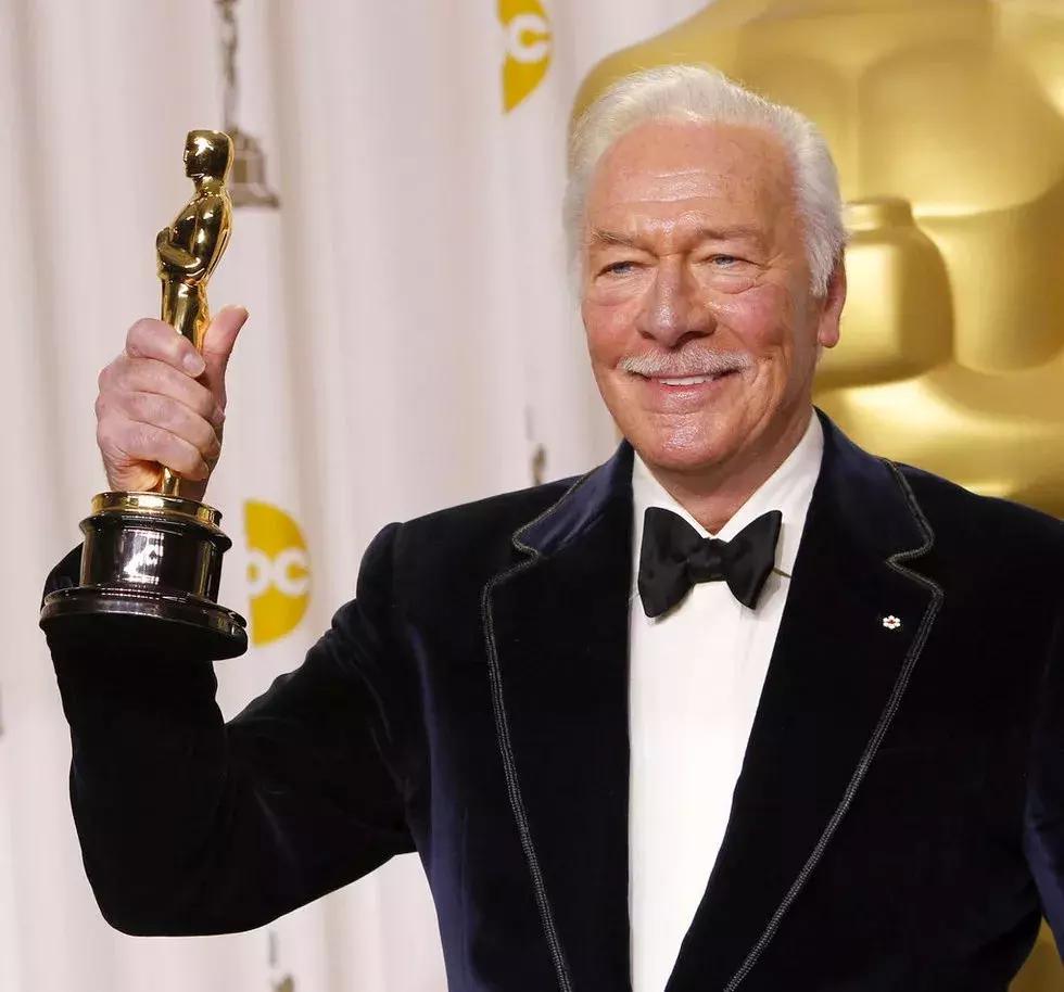 这些神级的劳模演员,他们的作品看一部少一部了