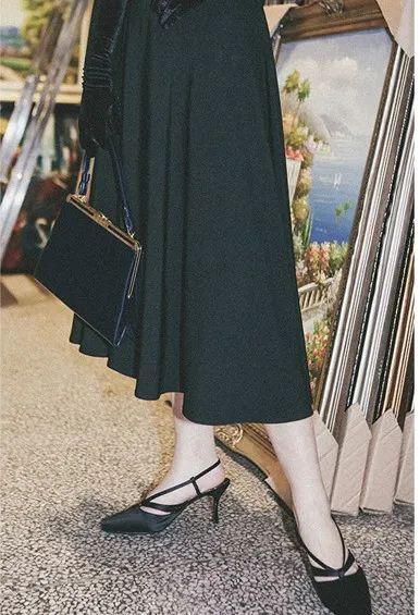 颜值高又好穿的鞋子推荐,春夏值得入手的10款鞋子