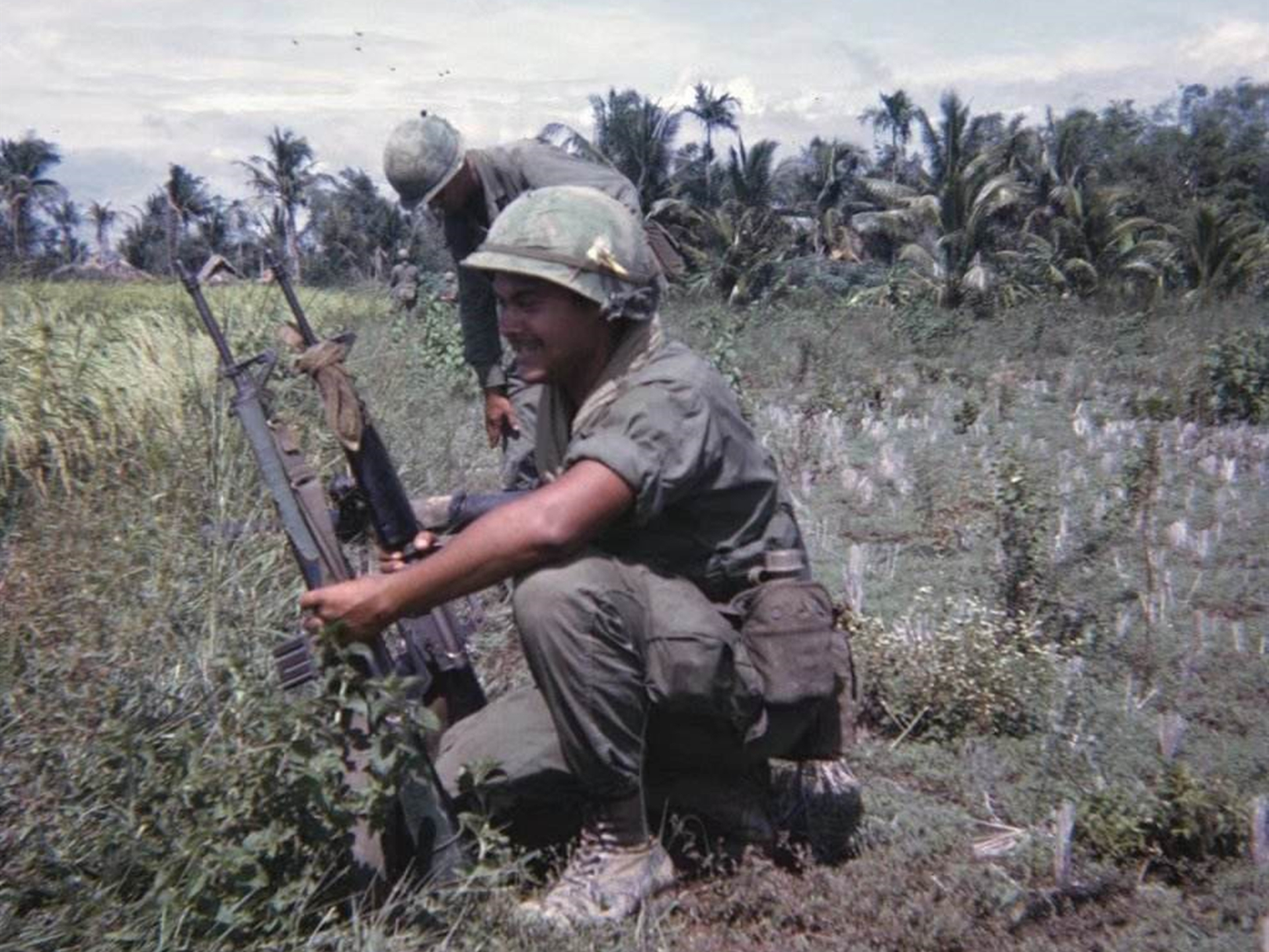 俄军现役大炮口径,俄军使用巴雷特狙击步枪