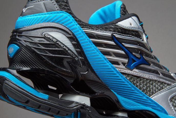 美津浓性价比最高的跑鞋,美津浓400左右的竞速跑鞋