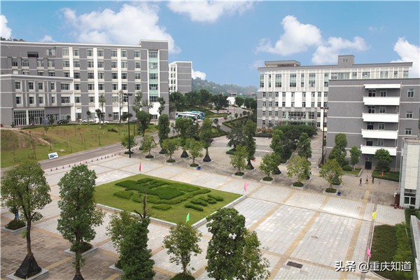 重庆特色高职,重庆北站到重庆建筑工程职业学院