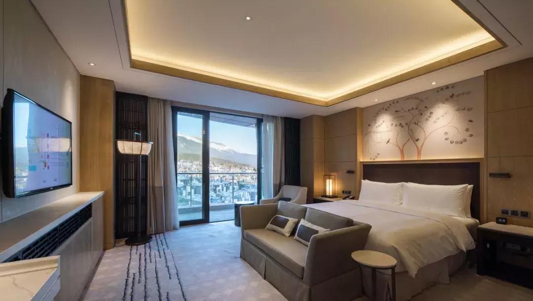 大理洱海苍山希尔顿,背靠苍山面朝洱海