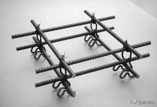 钢筋保护层有什么作用,钢筋保护层不均匀