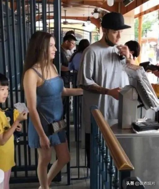 蒋劲夫的花臂纹身,蒋劲夫变肌肉男