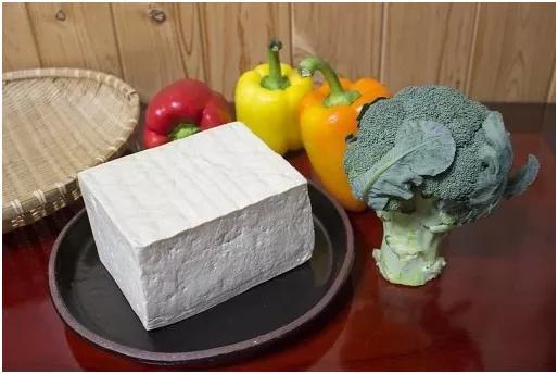 身上长了很多小疣是hpv感染了吗,身上有肿块是否是hpv造成